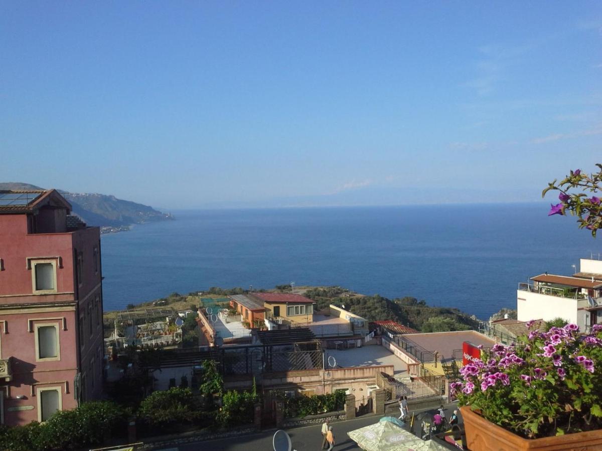 Depandance Casa Andrea Apartment Taormina Luaran gambar